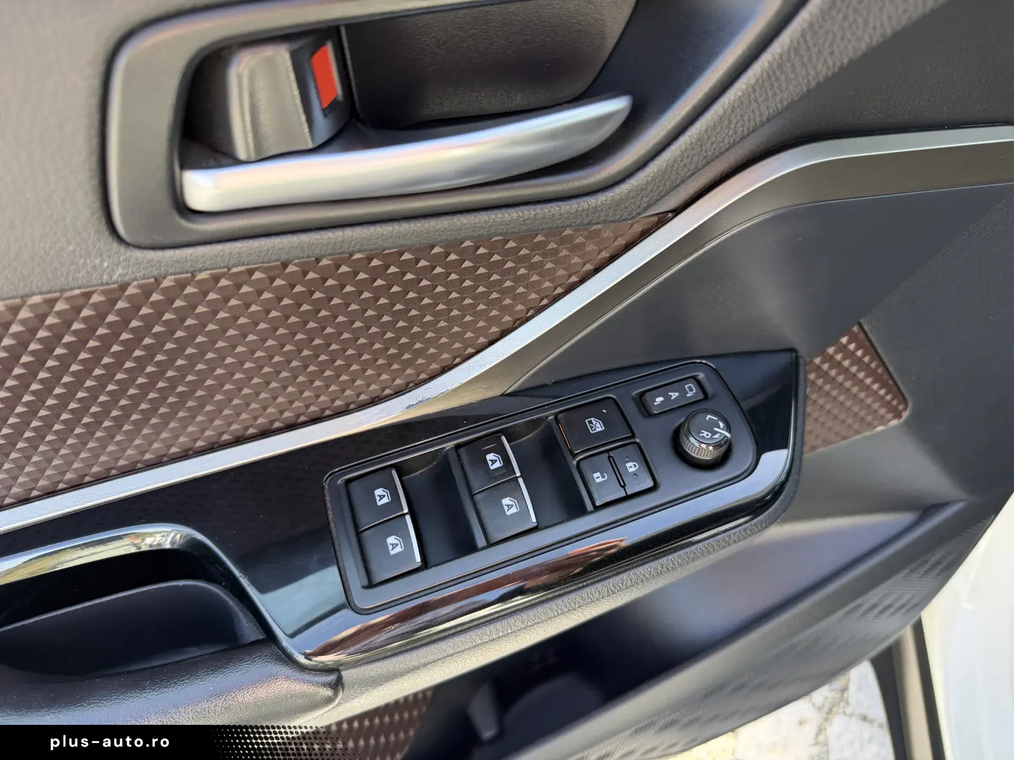 Toyota C-HR Hybrid Lounge