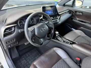 Toyota C-HR Hybrid Lounge