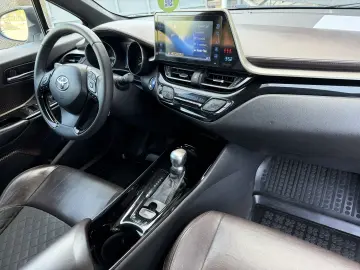 Toyota C-HR Hybrid Lounge
