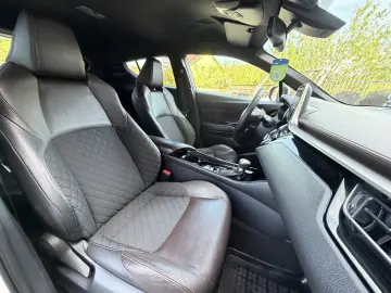 Toyota C-HR Hybrid Lounge