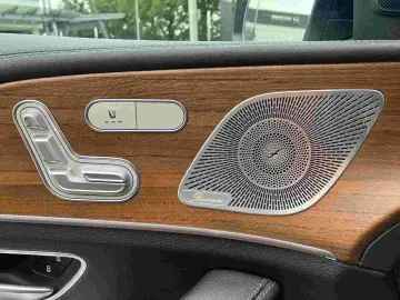 GLE 400 d 4M AMG Pano Burm Distr Sthz HUD AHK 36