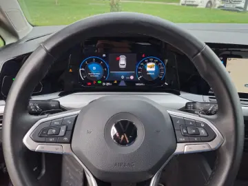 Volkswagen Golf 8 2022 Led Distronic