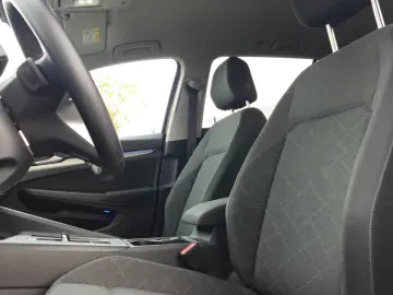 Volkswagen Golf 8 2022 Led Distronic