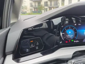 Volkswagen Golf 8 2022 Led Distronic