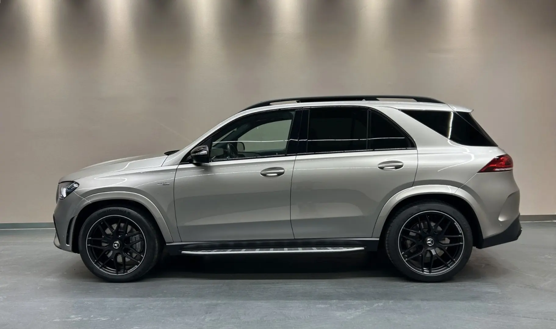 GLE53 AMG 4M  NIGHTPAKET PANORAMA DISTRONIC