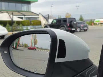 Volkswagen Golf 8 2023 Led Distronic