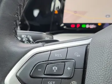 Volkswagen Golf 8 2023 Led Distronic