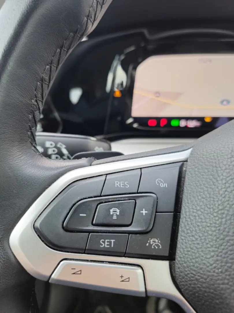 Volkswagen Golf 8 2023 Led Distronic