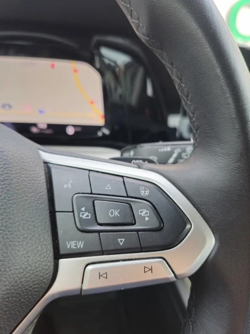 Volkswagen Golf 8 2023 Led Distronic