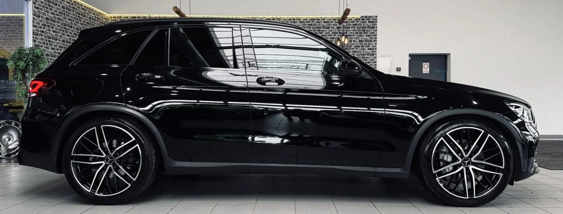 GLC 43 AMG 4M Performance AGA SITZE PANO LEDHIGH