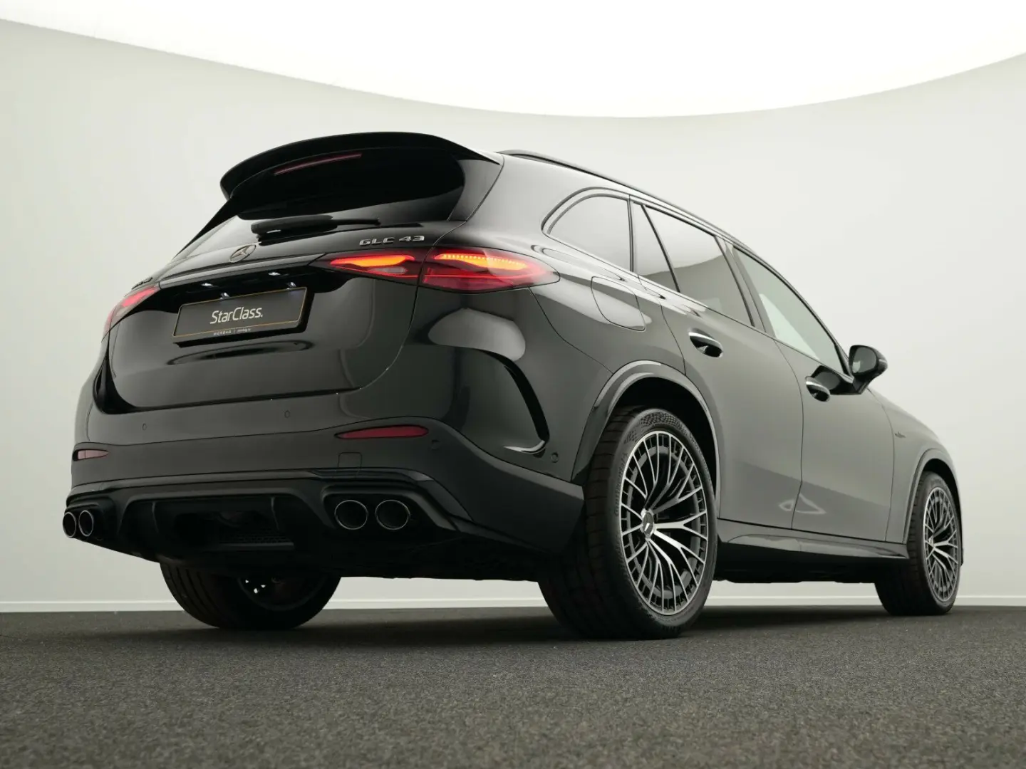 GLC 43 AMG 4MATIC Digital AHK Pano 360  Night