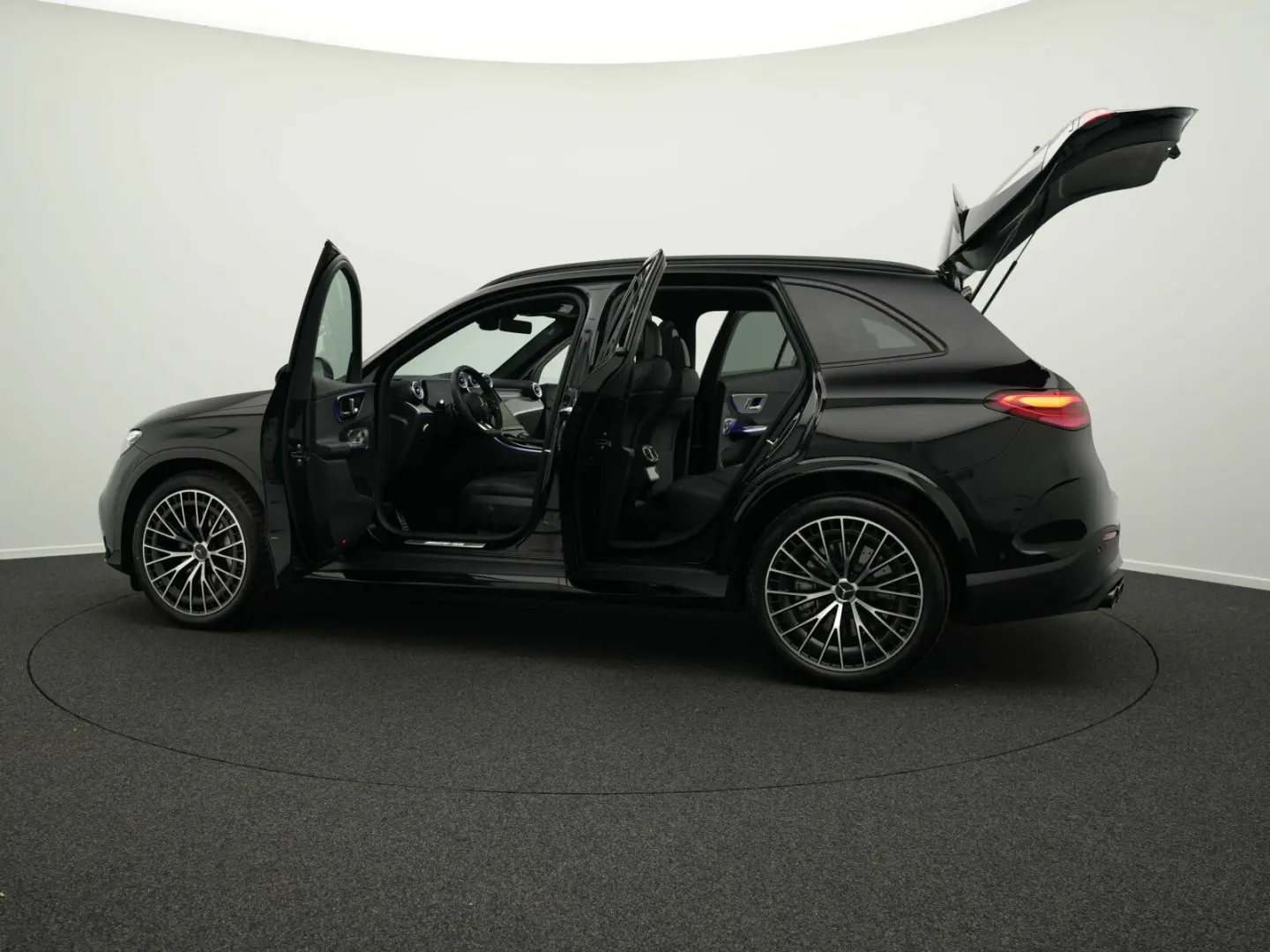 GLC 43 AMG 4MATIC Digital AHK Pano 360  Night