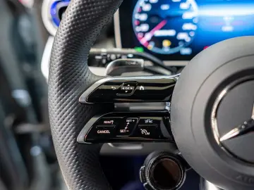 GLC 43 AMG 4M Premium Dynamic  21  Distr. LED Na