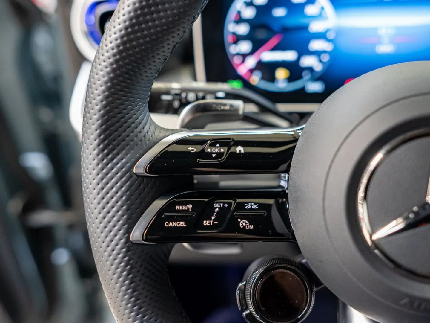 GLC 43 AMG 4M Premium Dynamic  21  Distr. LED Na