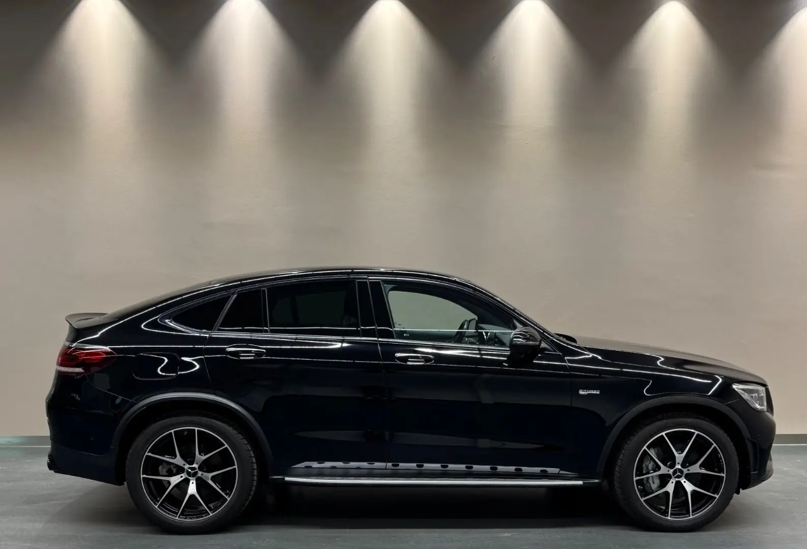 GLC43 AMG Coupé 4M  NIGHT BURM DISTR. 360  AGA