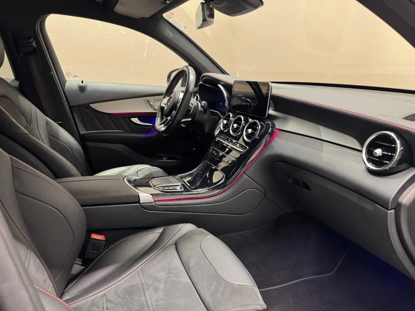 GLC43 AMG Coupé 4M  NIGHT BURM DISTR. 360  AGA