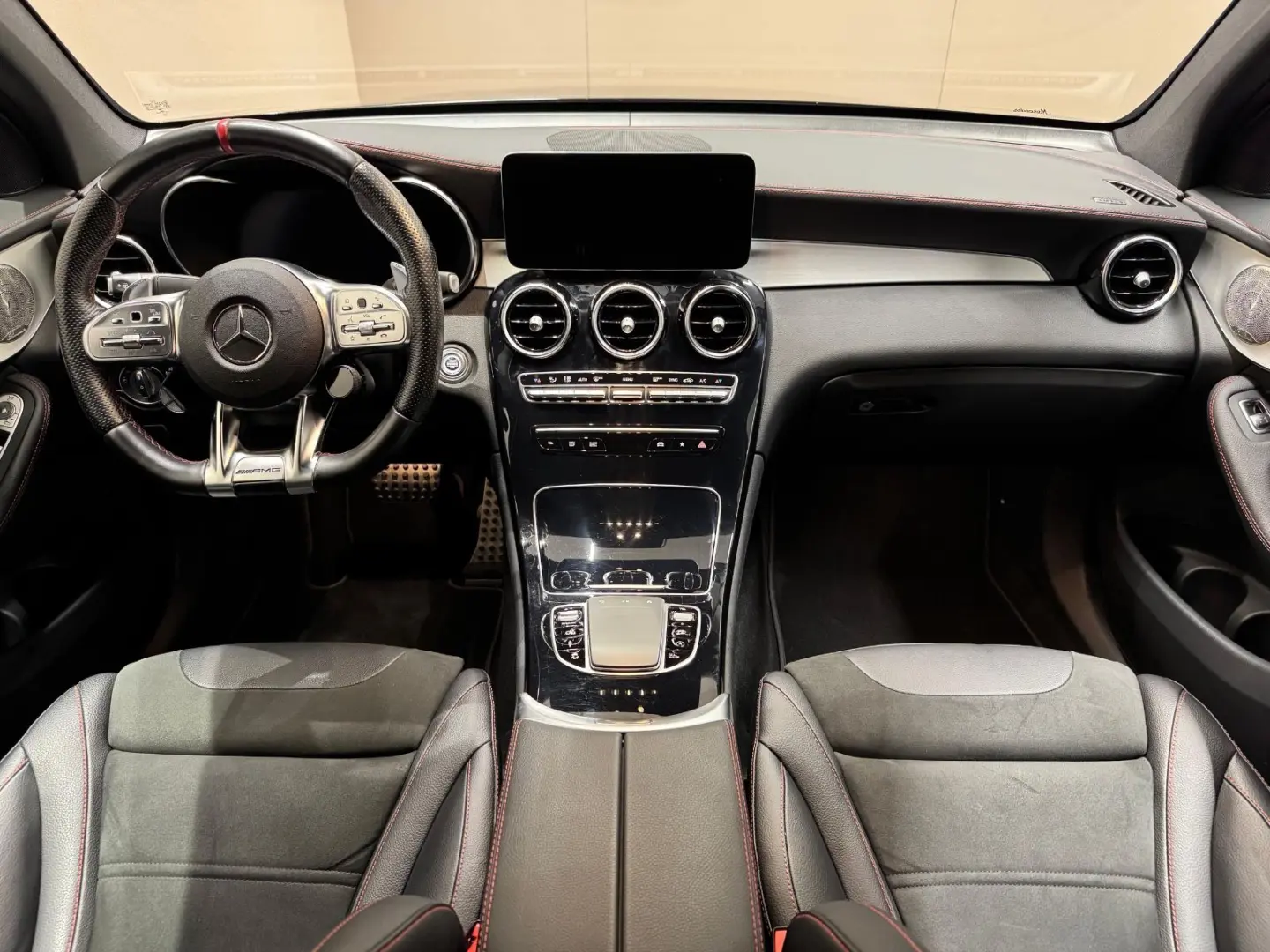 GLC43 AMG Coupé 4M  NIGHT BURM DISTR. 360  AGA