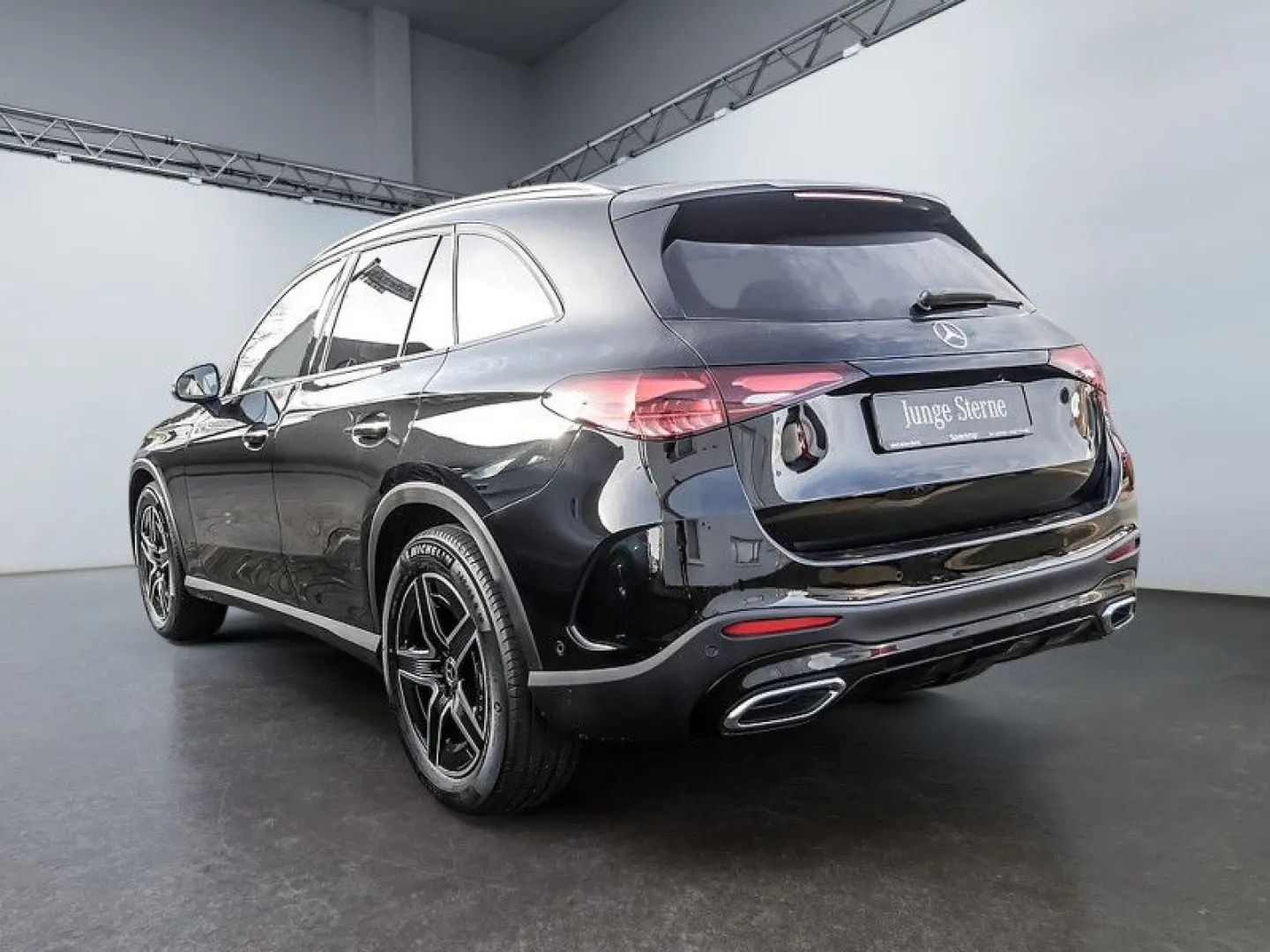 GLC 300 d 4M   BURM AMG NIGHT DISTR SPUR PANO