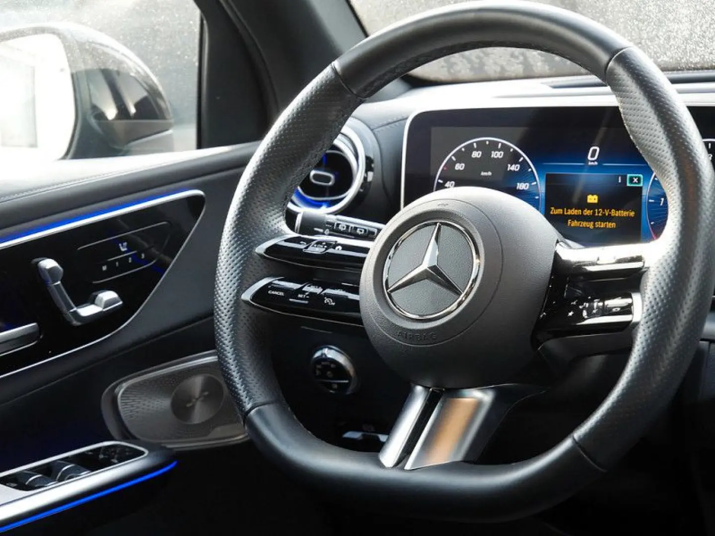 GLC 300 d 4M   BURM AMG NIGHT DISTR SPUR PANO