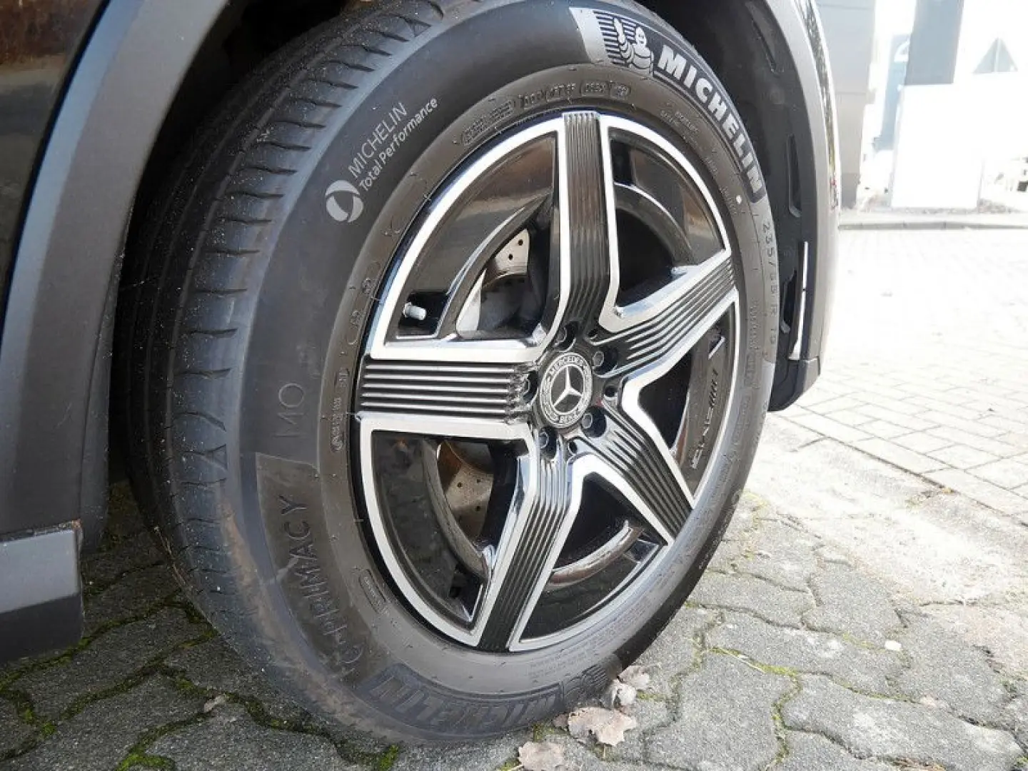 GLC 300 d 4M   BURM AMG NIGHT DISTR SPUR PANO