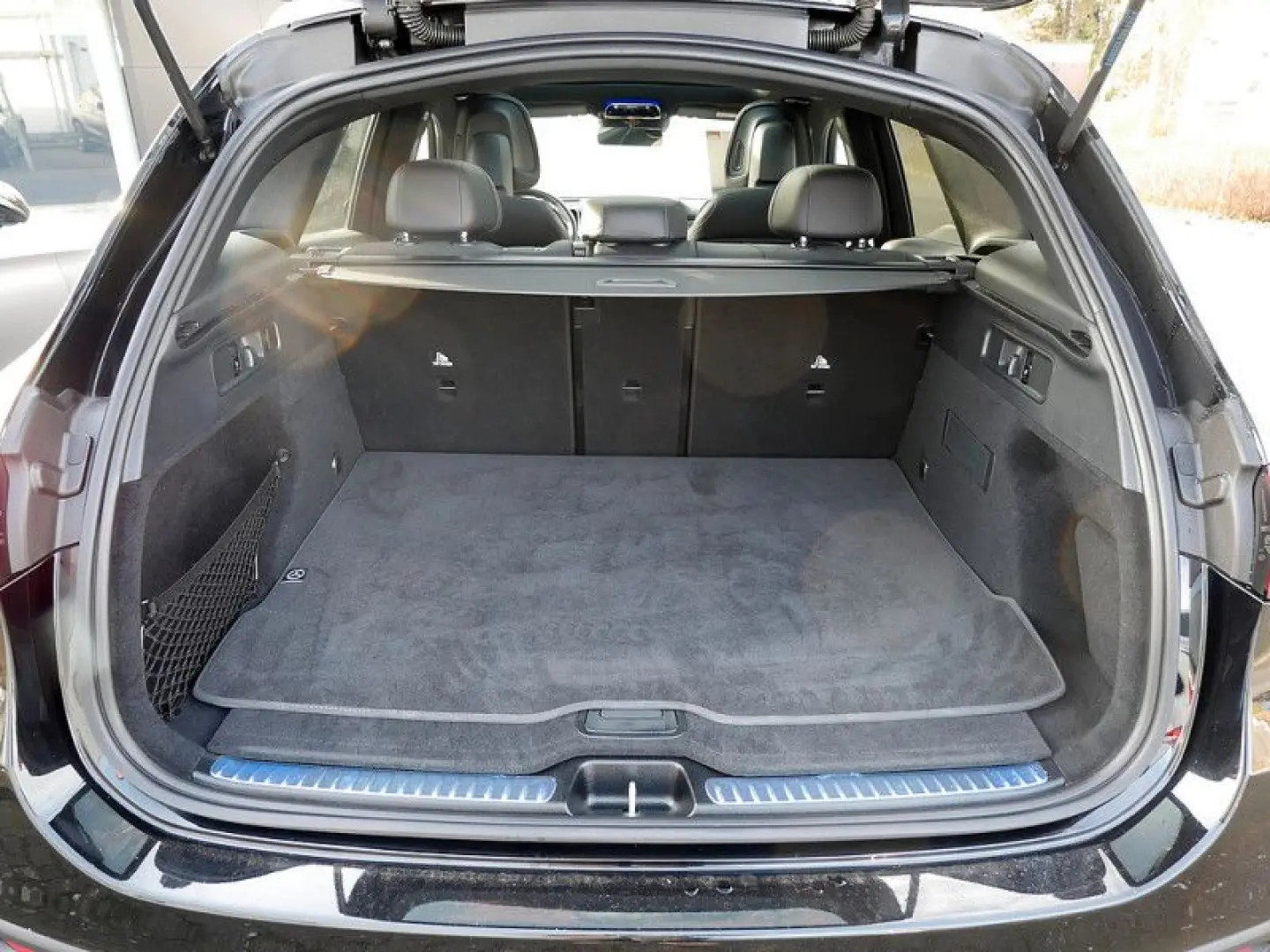 GLC 300 d 4M   BURM AMG NIGHT DISTR SPUR PANO