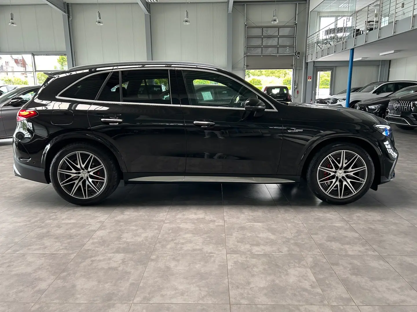 Mercedes-Benz GLC 63 AMG SE PERFORMANCE PREMIUM