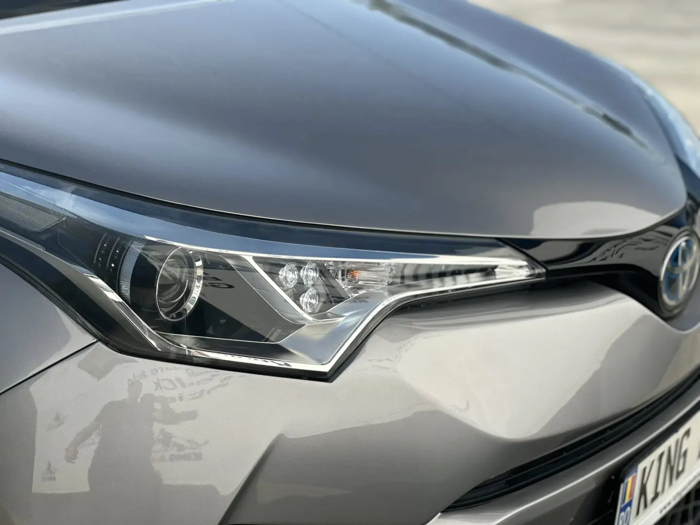 Toyota   C-HR 1.8 Hybrid Active