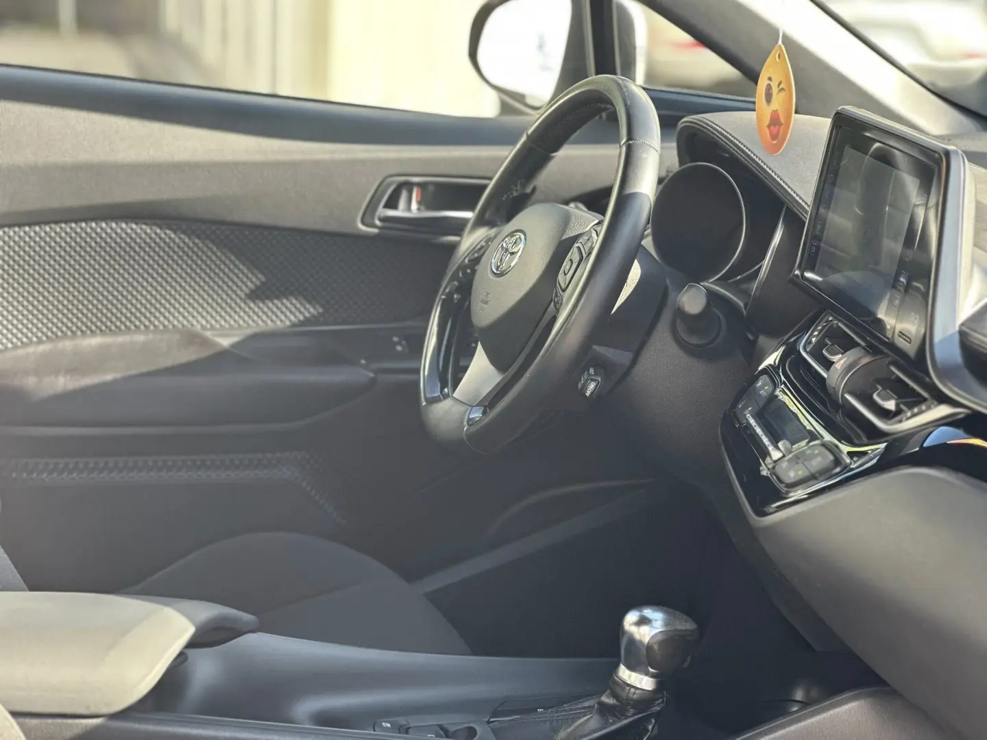 Toyota   C-HR 1.8 Hybrid Active