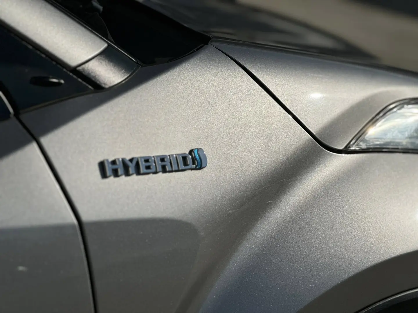 Toyota   C-HR 1.8 Hybrid Active
