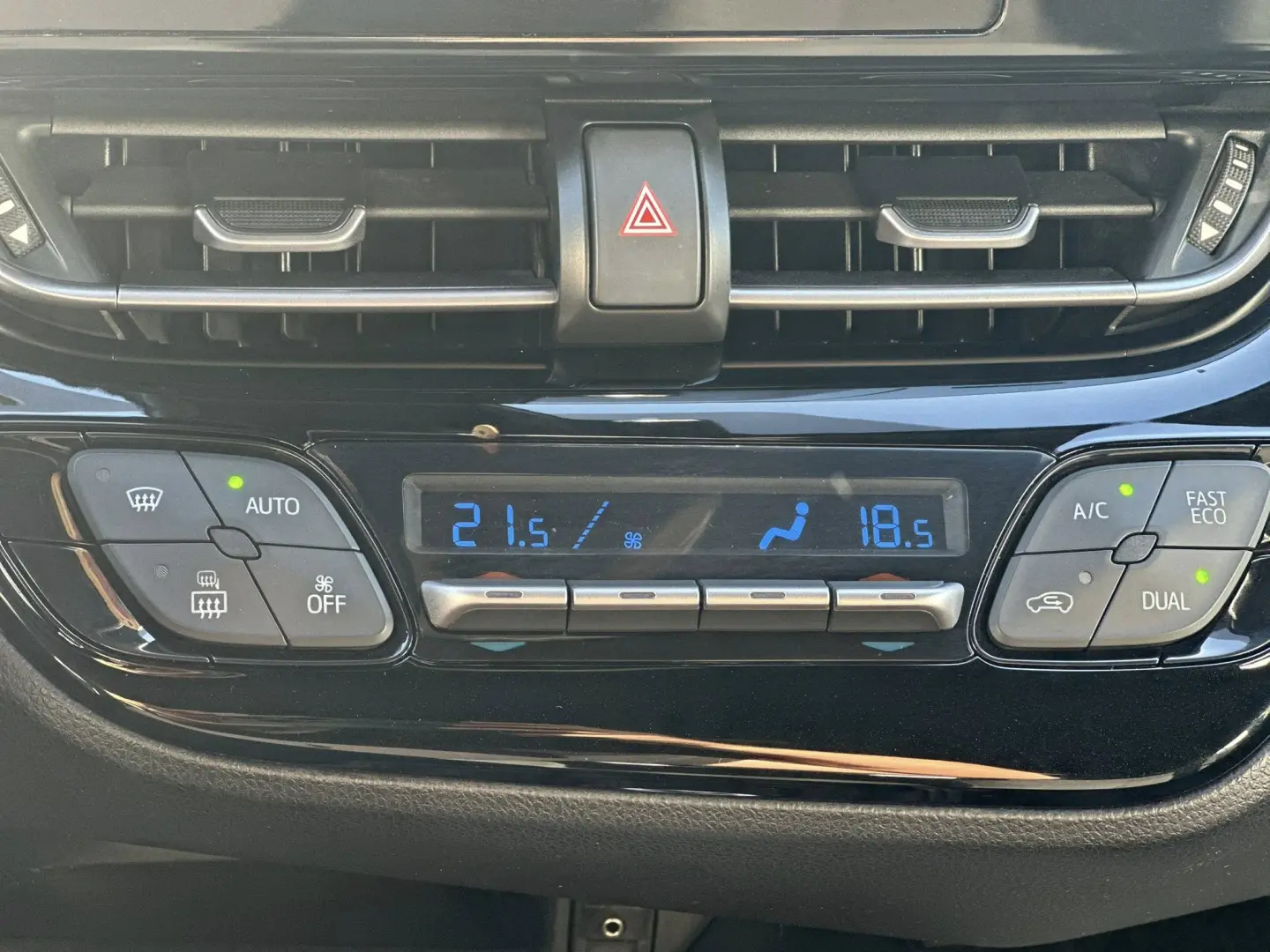 Toyota   C-HR 1.8 Hybrid Active