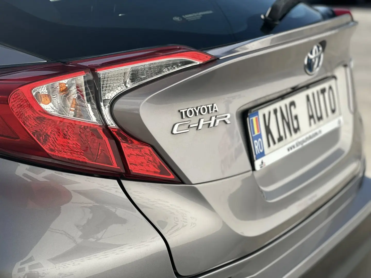 Toyota   C-HR 1.8 Hybrid Active