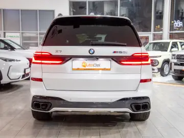 BMW X7 M 60i xDrive G07 LCI