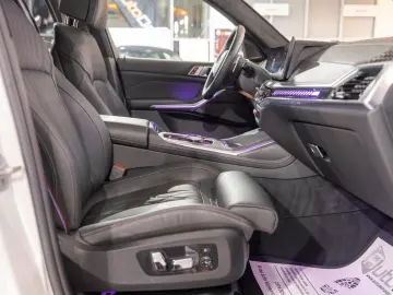 BMW X7 M 60i xDrive G07 LCI