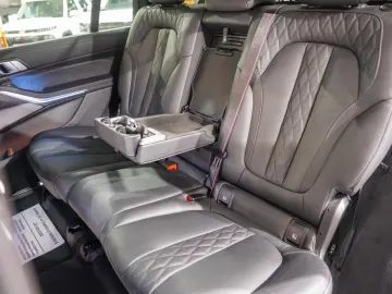 BMW X7 M 60i xDrive G07 LCI