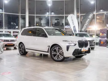 BMW X7 M 60i xDrive G07 LCI