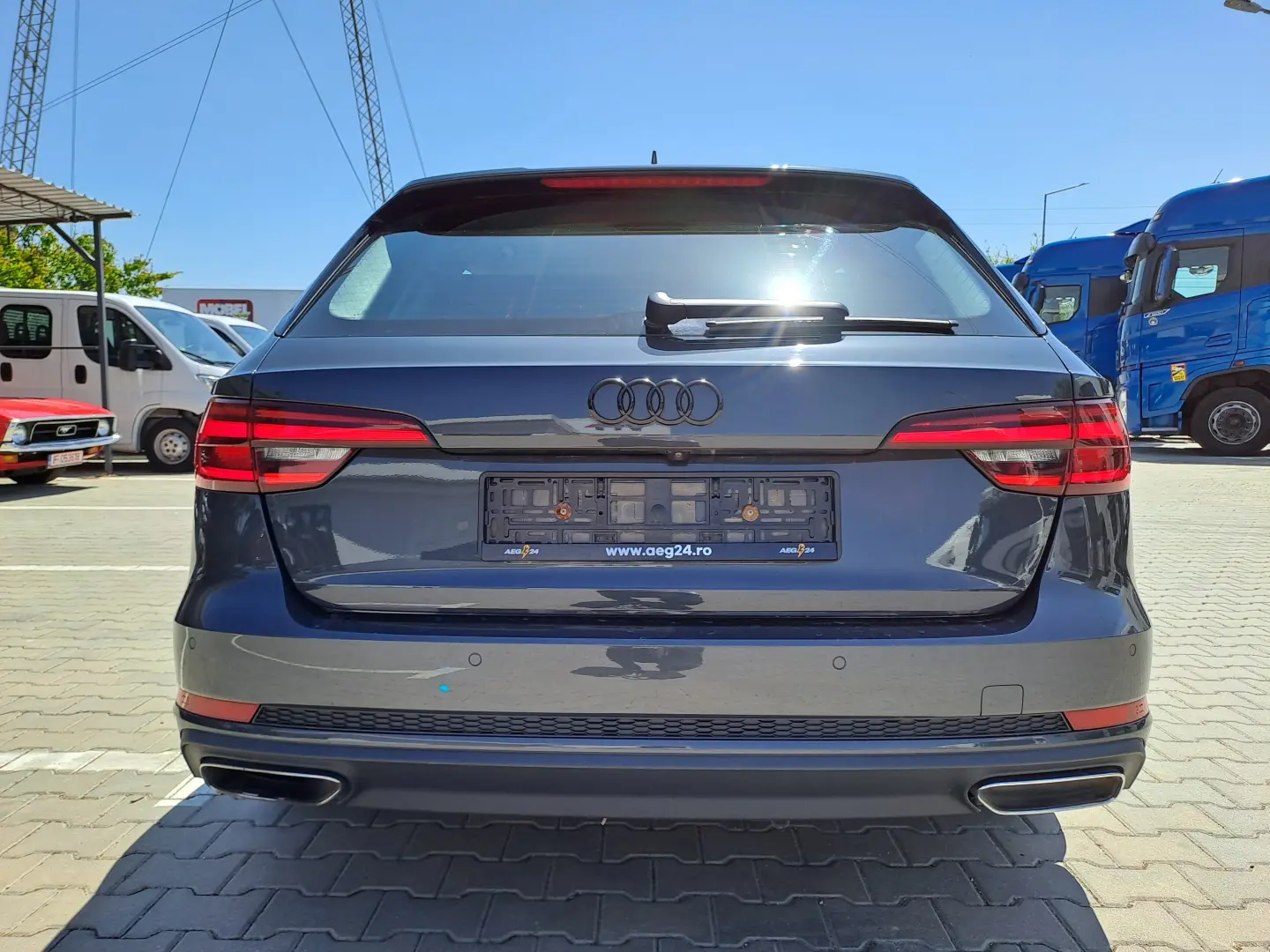 Audi A4 Avant 2.0 TDI S tronic