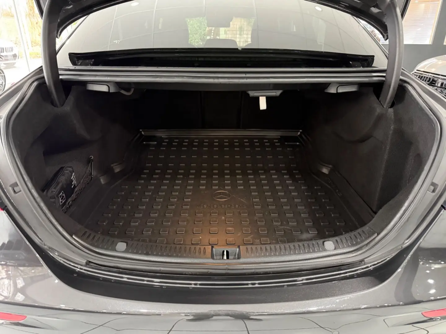 E 63 S AMG 4Matic   PERF-AGA BURM WIDESCR H-UP