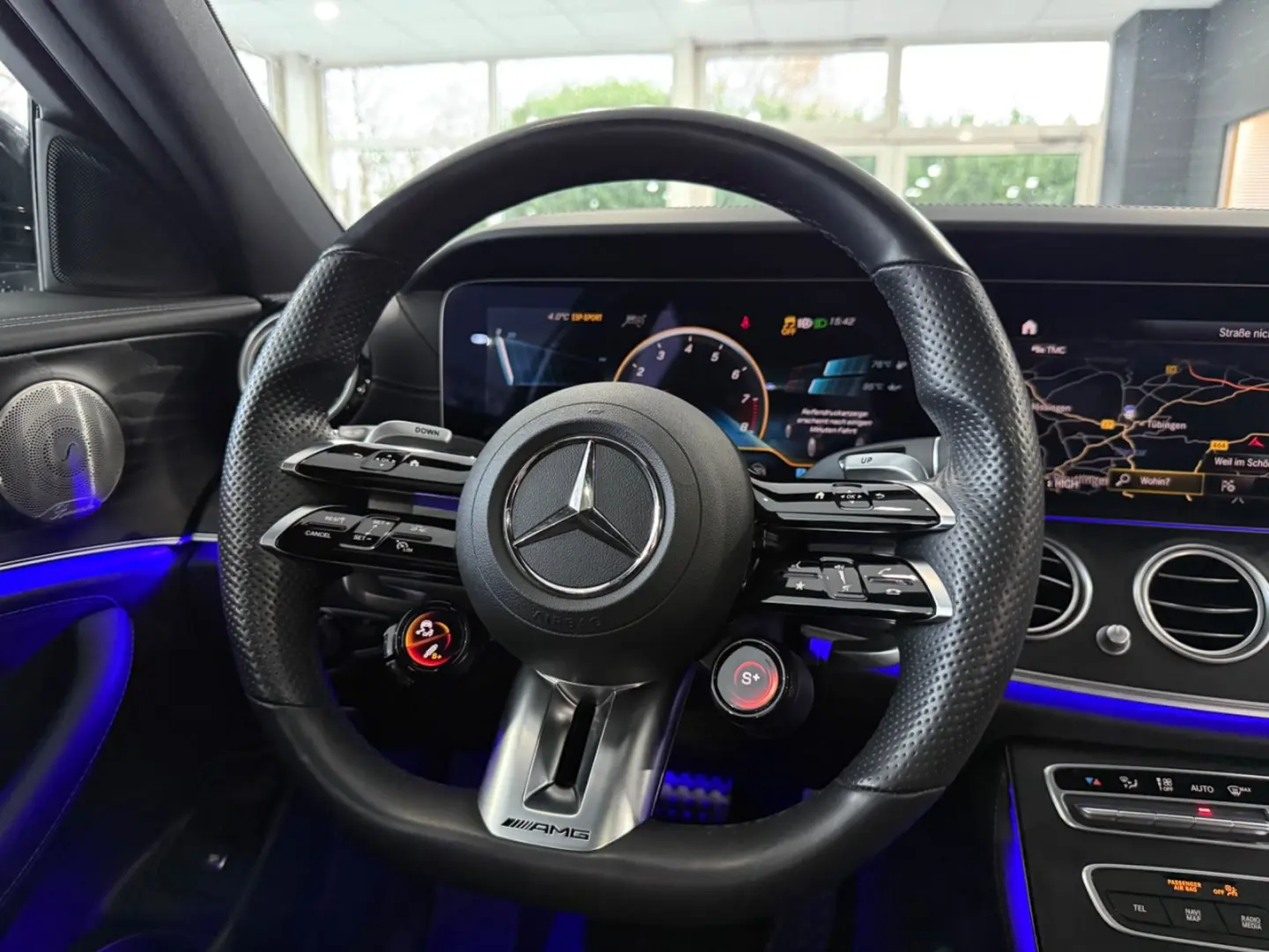 E 63 S AMG 4Matic   PERF-AGA BURM WIDESCR H-UP