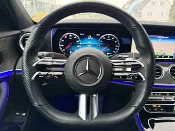 E 300 e AMG Line 4Matic CAR-PLAY RFK NAVI SITZH