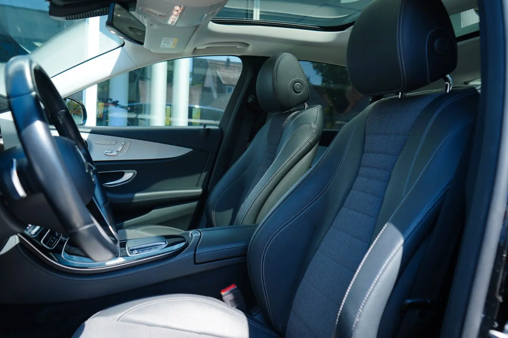 E 220 d Lim. Avantgarde 9G PANO LED MBUX NIGHT