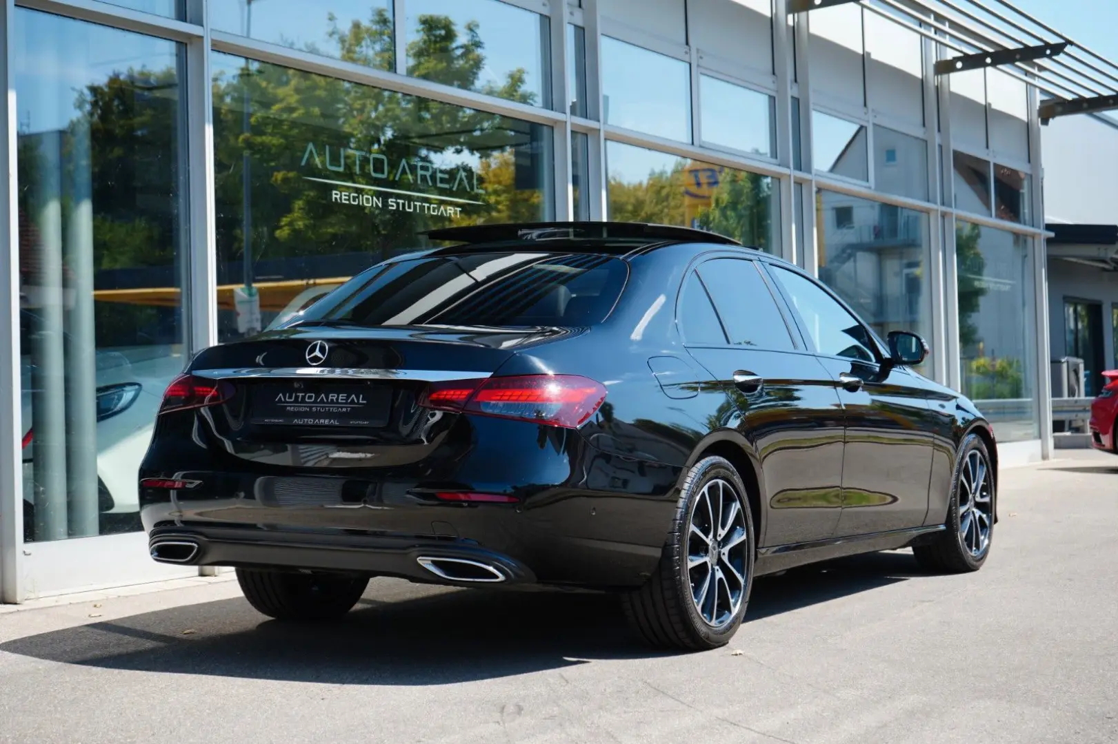 E 220 d Lim. Avantgarde 9G PANO LED MBUX NIGHT