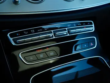 E 220 d Lim. Avantgarde 9G PANO LED MBUX NIGHT