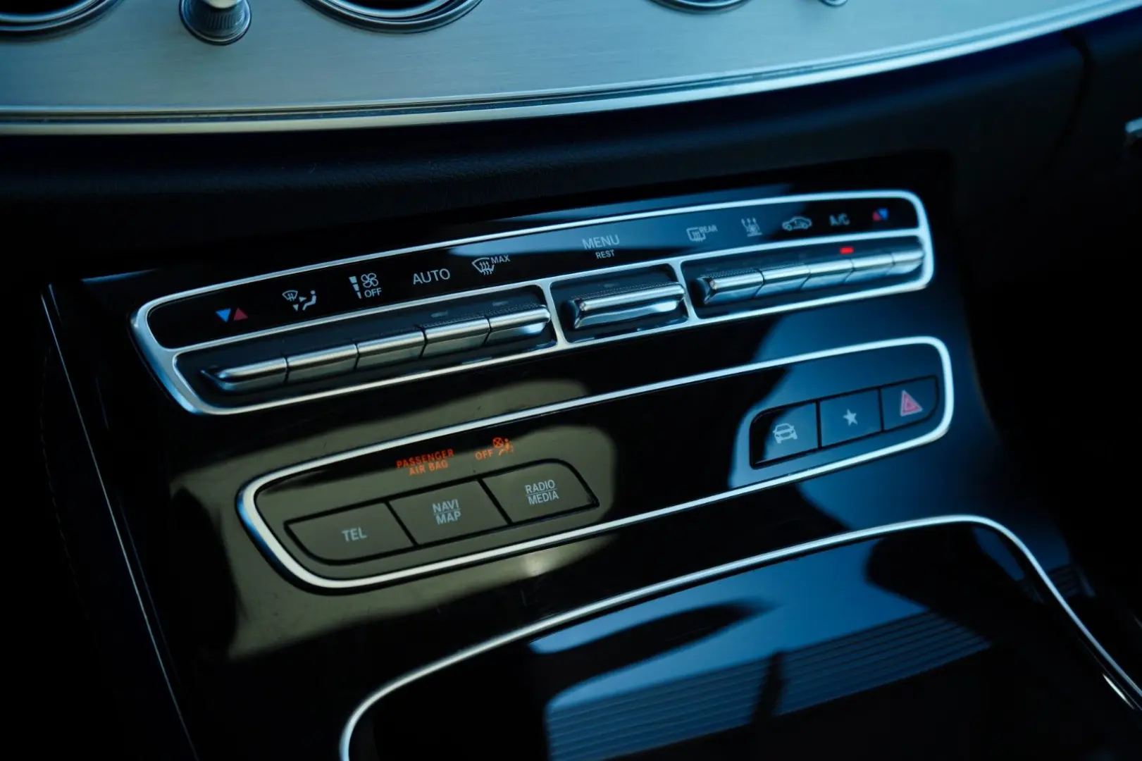 E 220 d Lim. Avantgarde 9G PANO LED MBUX NIGHT