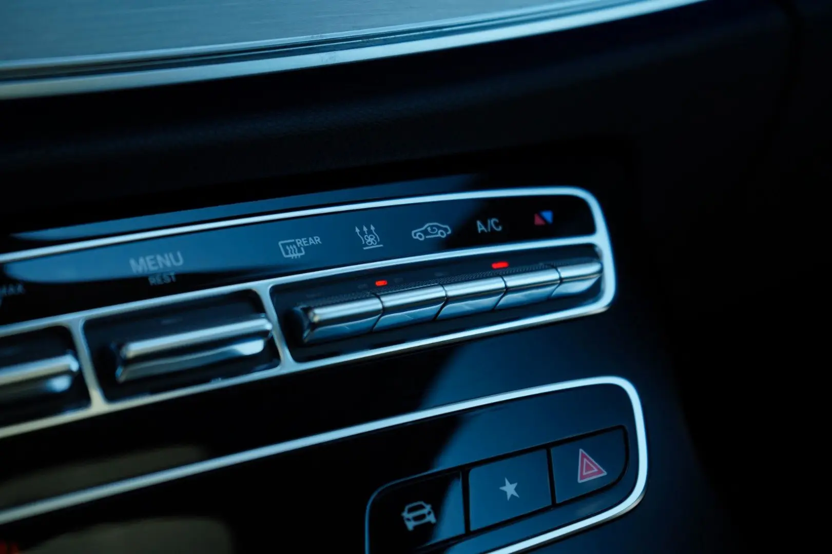 E 220 d Lim. Avantgarde 9G PANO LED MBUX NIGHT