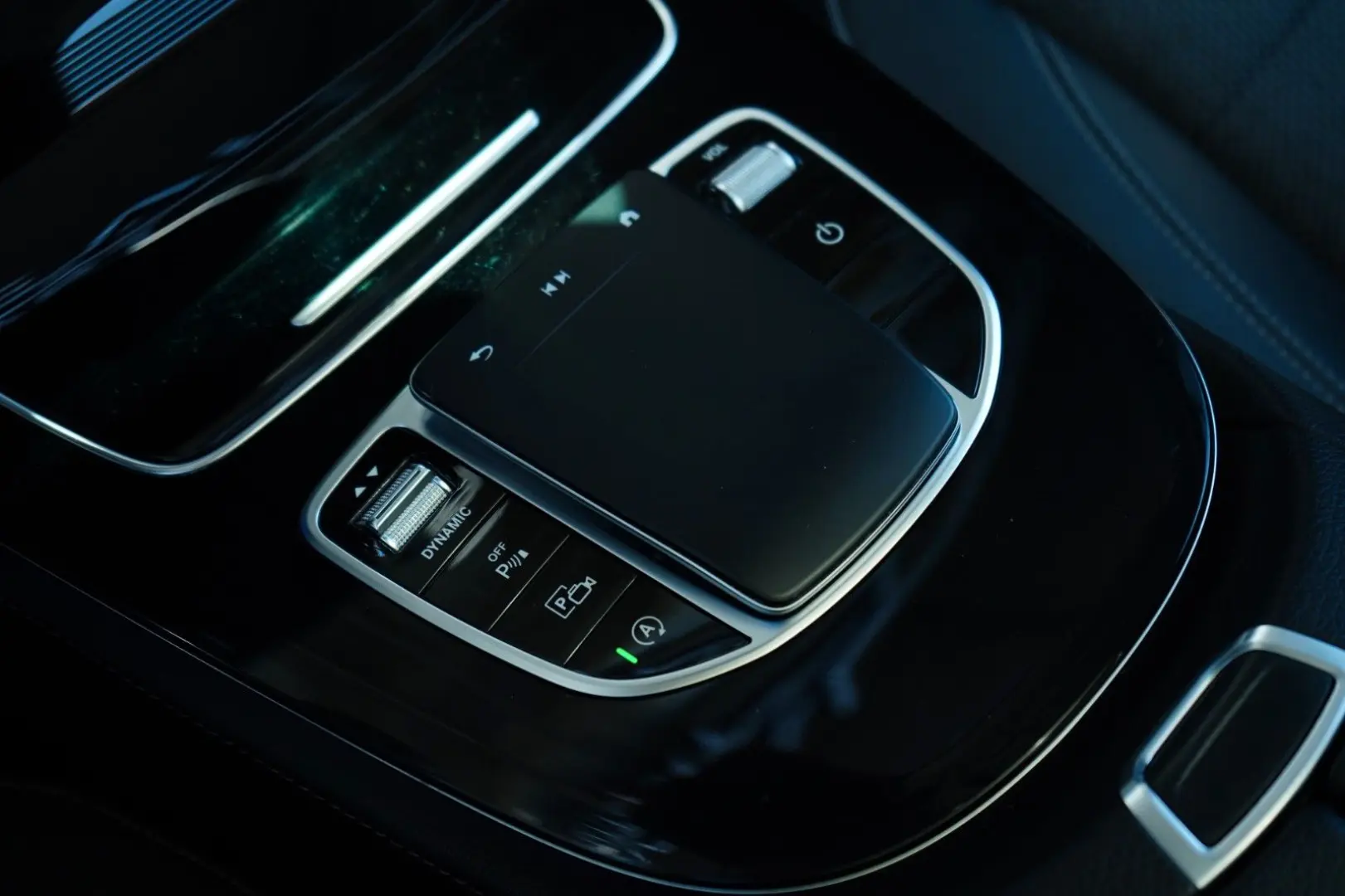 E 220 d Lim. Avantgarde 9G PANO LED MBUX NIGHT