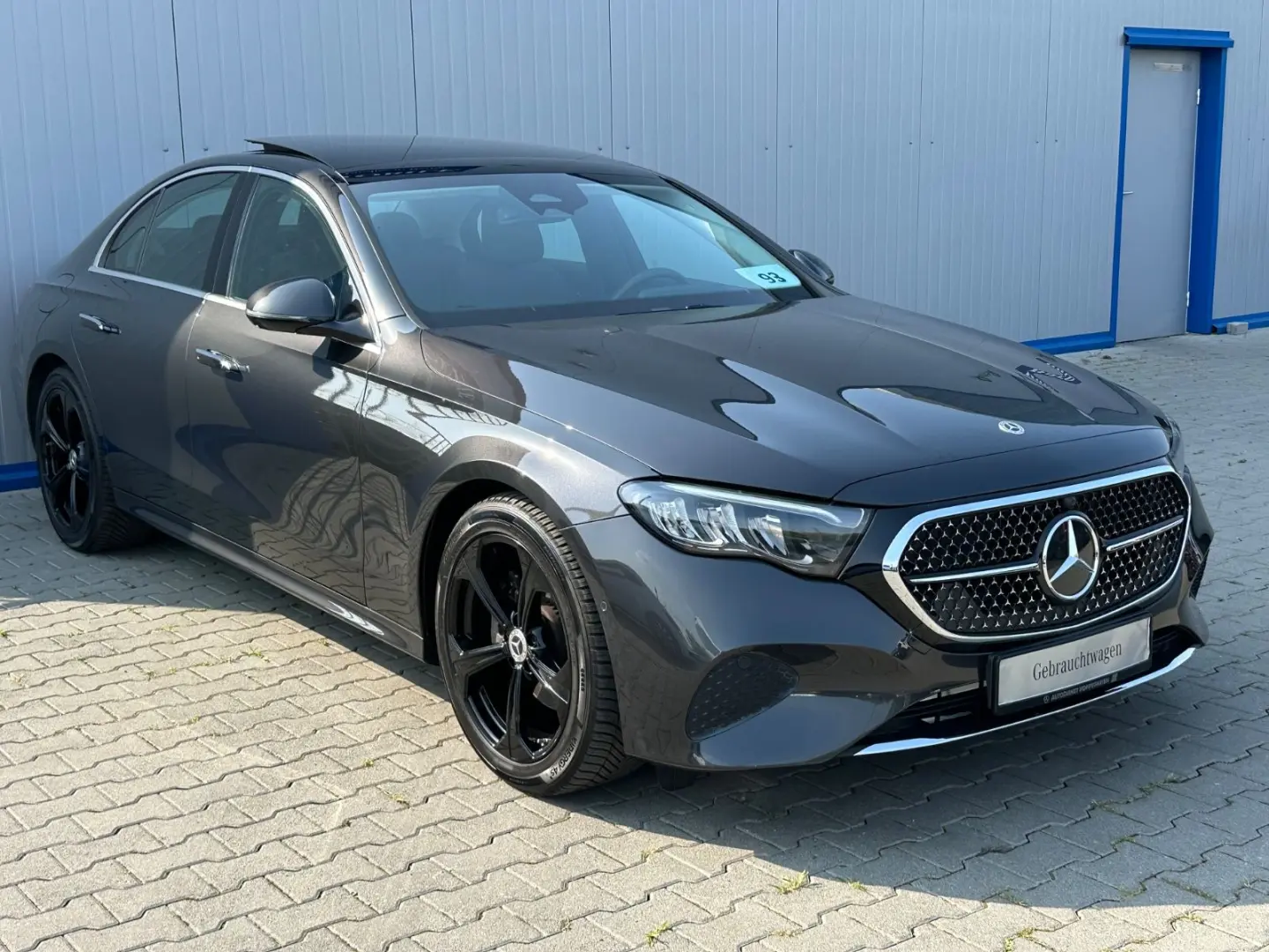 E 200 Autom AVANTGARDE 9G-TR PANORAMA KEYLESS-GO