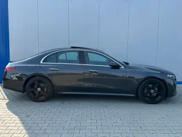 E 200 Autom AVANTGARDE 9G-TR PANORAMA KEYLESS-GO