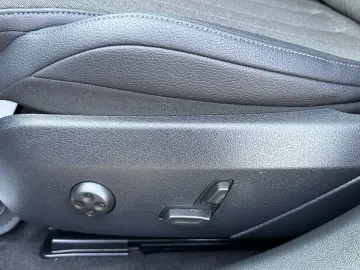 E 200 Autom AVANTGARDE 9G-TR PANORAMA KEYLESS-GO