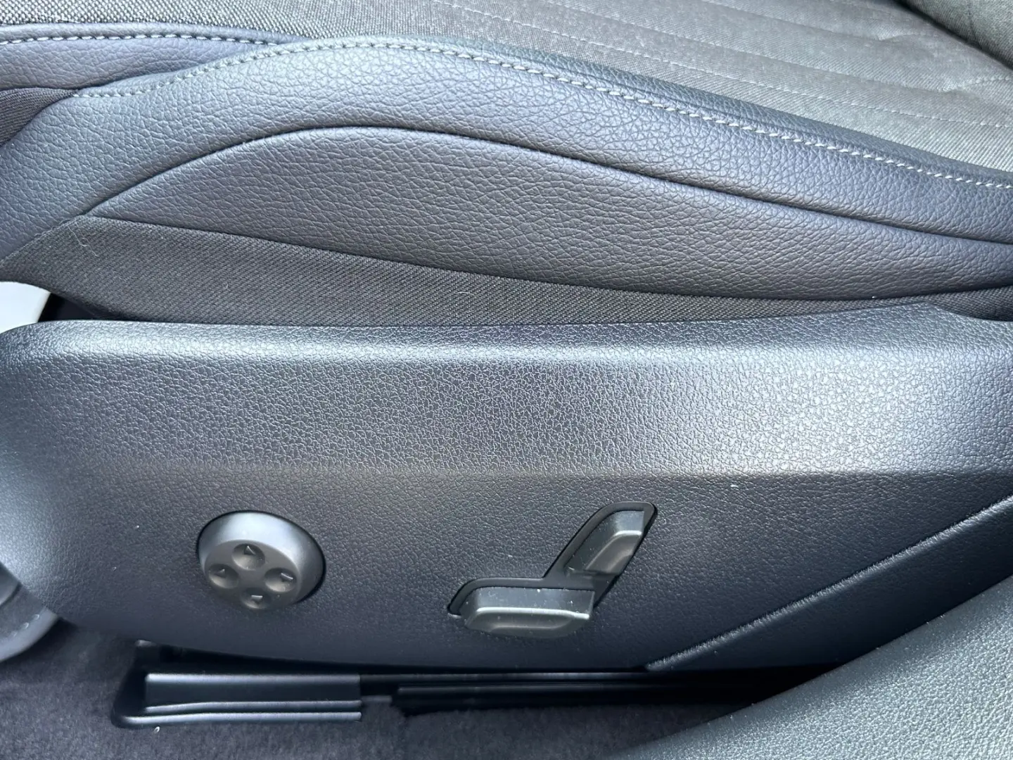 E 200 Autom AVANTGARDE 9G-TR PANORAMA KEYLESS-GO