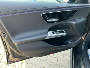 E 200 Autom AVANTGARDE 9G-TR PANORAMA KEYLESS-GO